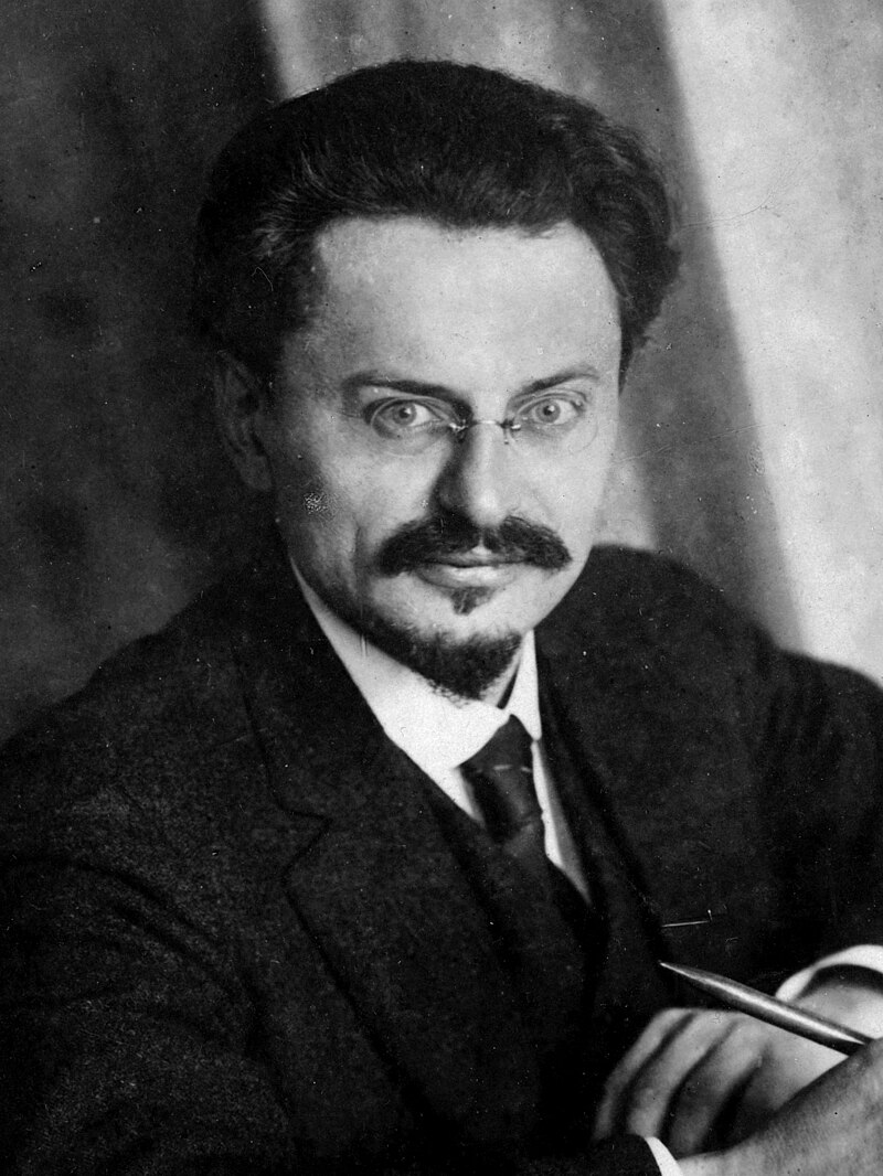Leon Trotsky, 1918